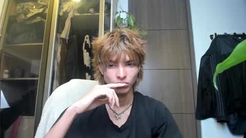 kitty online show from February 22, 2025, 3:34 am