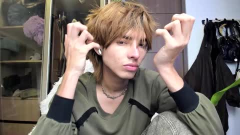 kitty online show from March 12, 2025, 2:20 am