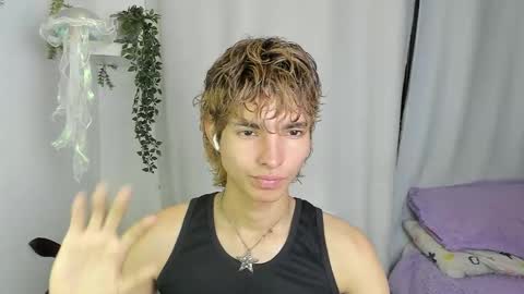 kitty online show from October 12, 2025, 1:26 am