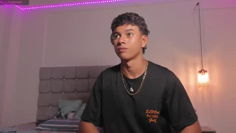 santy_stump online show from November 1, 2025, 9:28 pm