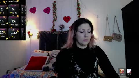 sanyaseraphine0 online show from April 21, 2026, 7:28 pm