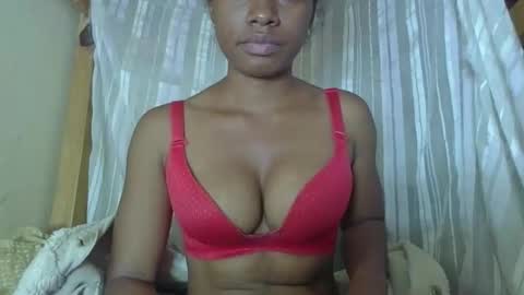 saphia online show from September 26, 2025, 4:27 am