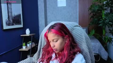 Snapshot of saphiire_ chatting on May 20, 2026, 2:23 pm saphi online show from May 20, 2026, 2:23 pm