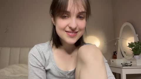 Anny online show from March 24, 2026, 10:15 pm