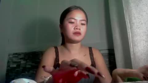 sapphire_amora online show from October 1, 2025, 1:17 pm