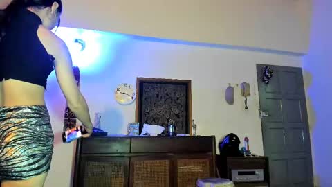 Snapshot of sara_221 chatting on February 21, 2025, 2:17 am Sara online show from February 21, 2025, 2:17 am