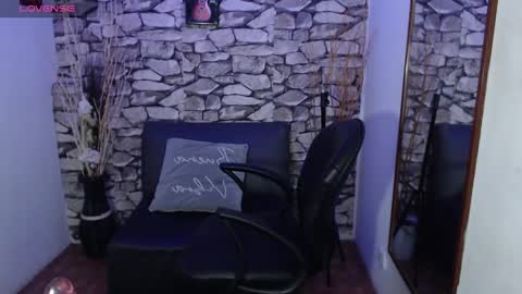 Snapshot of sara_alvarez_ chatting on January 12, 2025, 7:21 am Sara  online show from January 12, 2025, 7:21 am