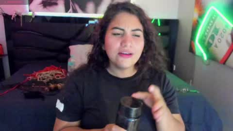 sara_bdsm online show from April 19, 2026, 4:17 pm