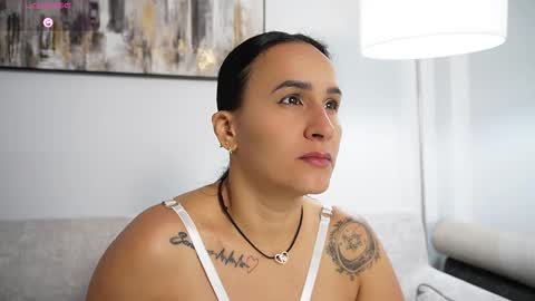   online show from January 14, 2026, 11:05 am