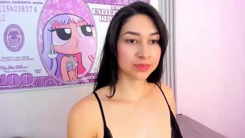 Snapshot of sara_conde chatting on February 23, 2025, 11:11 am YENIFER online show from February 23, 2025, 11:11 am