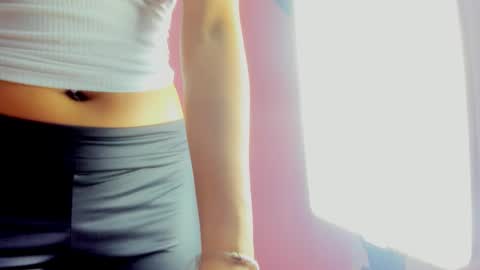 sara_connor01 online show from April 16, 2026, 7:14 pm