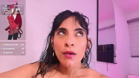 Snapshot of sara_cook chatting on May 11, 2026, 2:45 pm Sara Cook online show from May 11, 2026, 2:45 pm