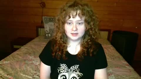 Snapshot of sara_del_sun chatting on May 6, 2026, 10:20 am Sara online show from May 6, 2026, 10:20 am