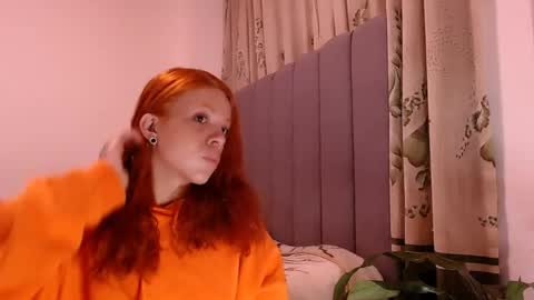 Snapshot of sara_johnson__ chatting on April 22, 2026, 10:17 am sara_johnson__ online show from April 22, 2026, 10:17 am