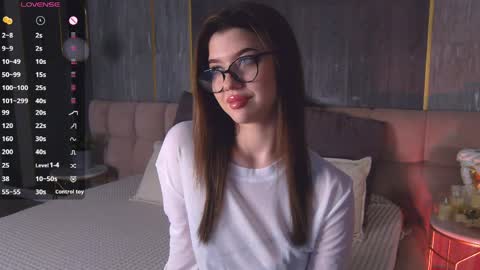 Sara online show from April 9, 2026, 2:11 pm