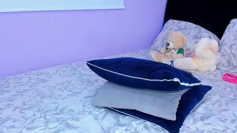 Sara Mendez online show from March 12, 2025, 2:20 am