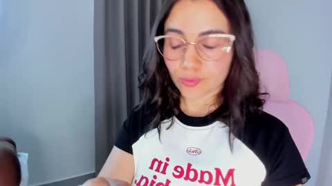 Sara online show from April 1, 2026, 1:41 pm