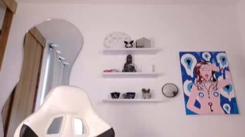 Sara online show from July 30, 2026, 7:02 pm