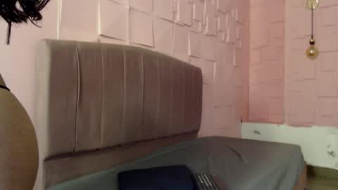 Sara online show from February 27, 2026, 7:36 pm