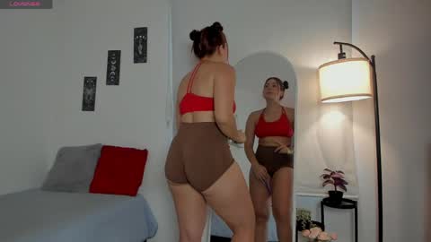 Snapshot of sara_sweett9 chatting on April 28, 2026, 10:15 pm sara_sweett9 online show from April 28, 2026, 10:15 pm