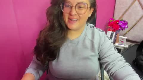 sara_thonson_ online show from March 31, 2026, 3:30 am