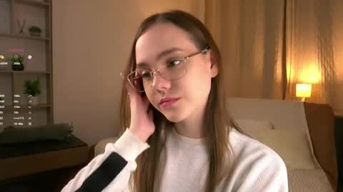 Im Sara  online show from April 11, 2026, 6:12 pm