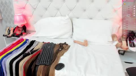 Snapshot of saraa_cute1 chatting on January 9, 2025, 6:38 am Saraa Gomez online show from January 9, 2025, 6:38 am