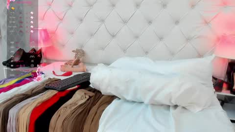 Snapshot of saraa_cute1 chatting on January 17, 2025, 9:28 am Saraa Gomez online show from January 17, 2025, 9:28 am