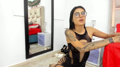 Snapshot of saraa_nix chatting on December 18, 2024, 3:04 am sara online show from December 18, 2024, 3:04 am