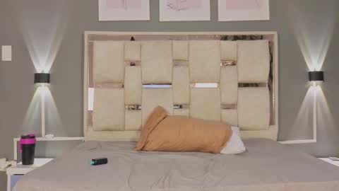 Snapshot of saraa_nix chatting on September 23, 2025, 3:09 am sara online show from September 23, 2025, 3:09 am