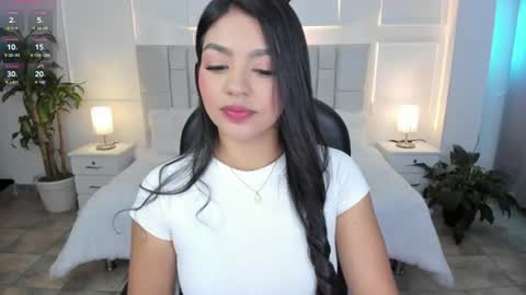 Snapshot of saraa_stormy chatting on July 1, 2026, 10:50 am saraa_stormy online show from July 1, 2026, 10:50 am