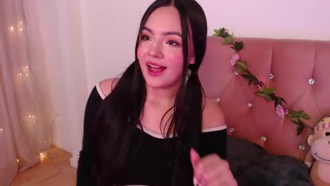 Snapshot of saraa_swett chatting on February 12, 2025, 3:16 pm online show from February 12, 2025, 3:16 pm