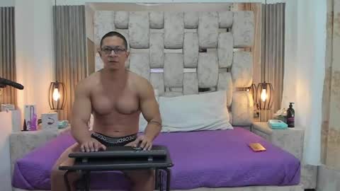 saraANDyoni online show from December 12, 2024, 1:06 pm