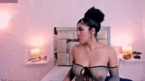 Sara And Stiven online show from January 13, 2025, 7:21 am