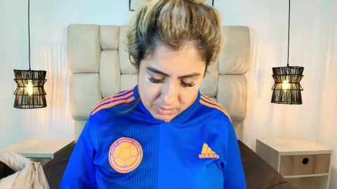 Snapshot of sarablonde_t chatting on June 2, 2026, 7:27 pm sarablonde_t online show from June 2, 2026, 7:27 pm