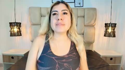 Snapshot of sarablonde_t chatting on July 4, 2026, 8:15 pm sarablonde_t online show from July 4, 2026, 8:15 pm
