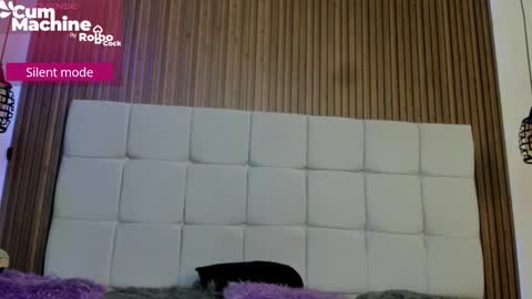   online show from March 4, 2026, 9:59 am