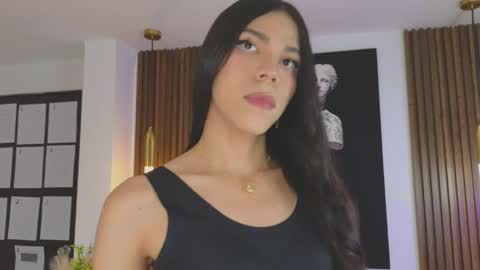 Sara online show from April 28, 2026, 7:41 pm