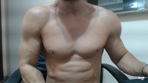 saradorj92 online show from January 27, 2025, 8:40 am