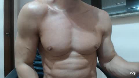 saradorj92 online show from January 30, 2025, 10:51 pm