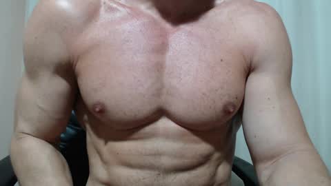 saradorj92 online show from March 31, 2026, 12:45 am