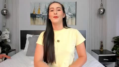  Sara Gomez  online show from June 3, 2026, 1:57 pm