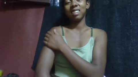 Snapshot of sarah146341 chatting on March 12, 2025, 5:57 am sarah146341 online show from March 12, 2025, 5:57 am