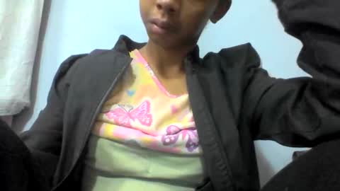 Snapshot of sarah146341 chatting on December 18, 2025, 4:29 am sarah146341 online show from December 18, 2025, 4:29 am