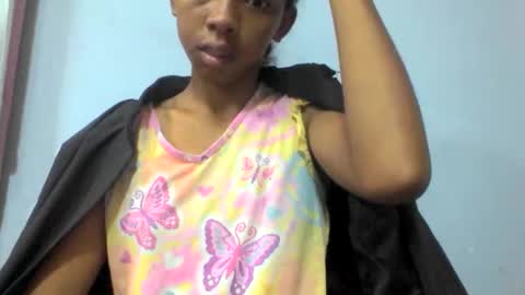 Snapshot of sarah146341 chatting on December 18, 2025, 6:14 pm sarah146341 online show from December 18, 2025, 6:14 pm