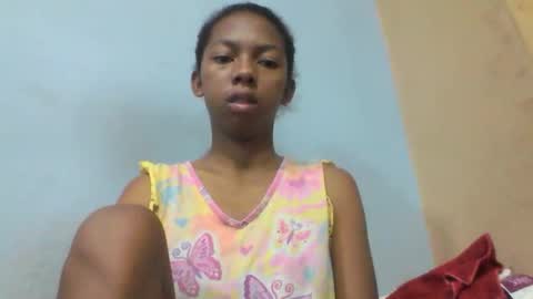 sarah146341 online show from May 12, 2026, 7:27 am