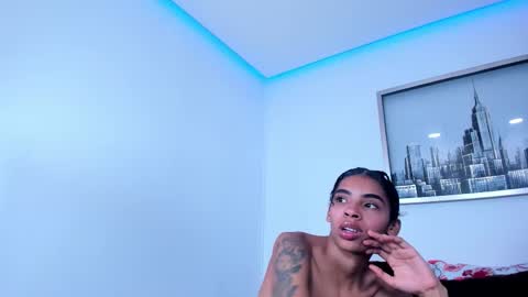 sarah_ashbourne online show from October 22, 2025, 2:50 pm