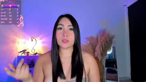 Sarah Valkiria  IG  Sar lanister online show from December 1, 2024, 11:47 pm