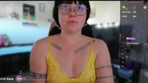 Sarah online show from October 12, 2025, 4:39 pm