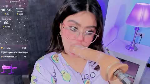 Snapshot of sarah_gold_1 chatting on February 27, 2025, 6:29 am Sarah online show from February 27, 2025, 6:29 am